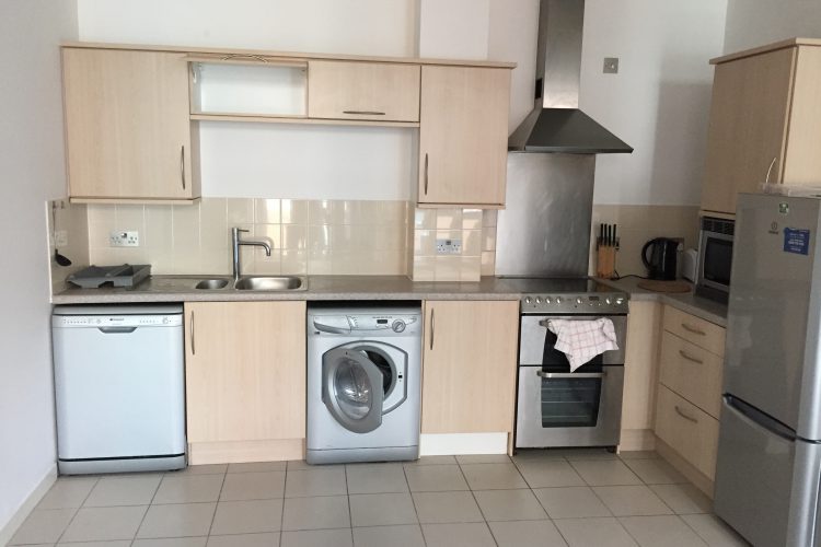 1 Bed Apartment, Silbury Boulevard, Milton Keynes, MK9