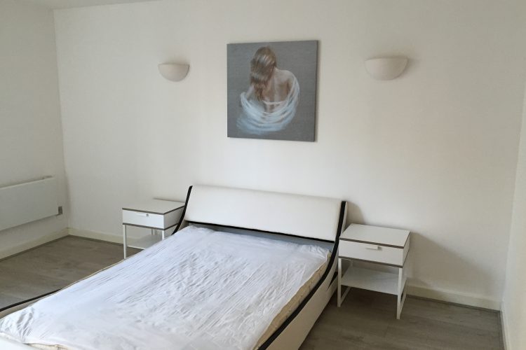 1 Bed Apartment, Silbury Boulevard, Milton Keynes, MK9